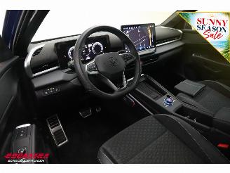 Volkswagen T-Roc 1.5 eTsi DSG R-Line ACC Navi Clima SHZ Apple/Android Virtual Camera PDC picture 19