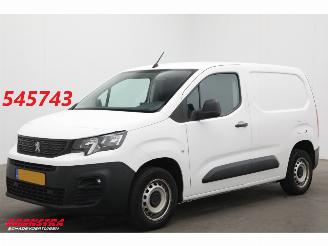 krockskadad bil bedrijf Peugeot Partner 1.5 BlueHDI Premium Cruise Airco Apple/Android PDC 2021/11