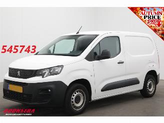 krockskadad bil bedrijf Peugeot Partner 1.5 BlueHDI Premium Cruise Apple/Android PDC Airco 2021/11