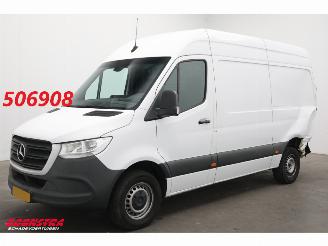 krockskadad bil bedrijf Mercedes Sprinter 317 CDI 9G-T L2-H2 RWD Cruise Airco Camera PDC AHK 2023/1