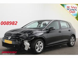 Coche accidentado Volkswagen Golf 1.0 TSI Life Virtual ACC Apple/Android Clima PDC 2020/10