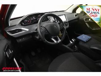 Peugeot 208 1.2 PureTech Signature Cruise Navi Airco Apple/Android PDC picture 19