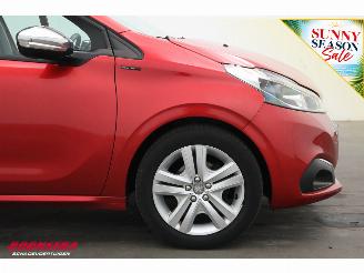 Peugeot 208 1.2 PureTech Signature Cruise Navi Airco Apple/Android PDC picture 5