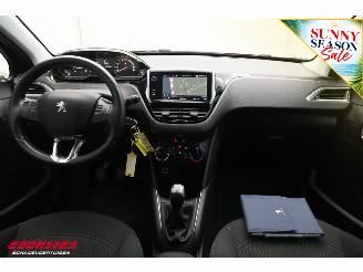 Peugeot 208 1.2 PureTech Signature Cruise Navi Airco Apple/Android PDC picture 15