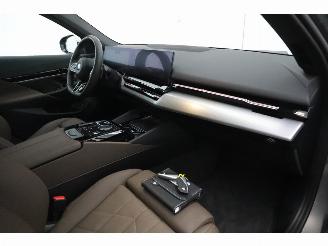 BMW 5-serie Touring 530e Aut. M-Sport Edition Pano ACC Navi Leder SHZ Apple/Android Virtual Camera 360° PDC picture 17