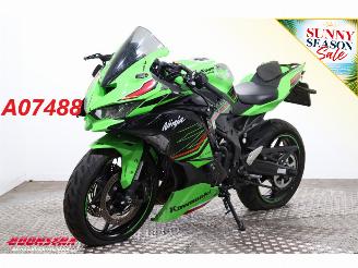 skadebil auto Kawasaki 2 Ninja ZX-4RR ABS Akrapovic 2.984 km! 2025/11