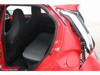 Toyota Aygo 1.0 VVT-i x-joy 5-drs Bluetooth Clima Cruise 63.169 km! picture 8