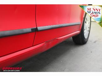 Volkswagen Up! 1.0 move up! BlueMotion 5-drs Airco 168.905 km! picture 8