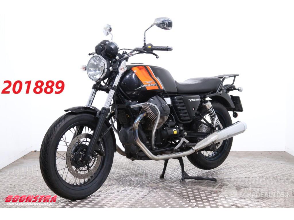 Moto Guzzi V7 II Special ABS 17.433 km!
