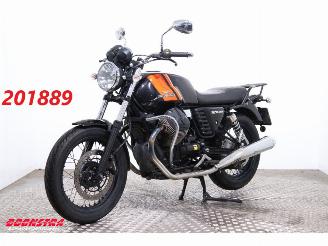 krockskadad bil motor Moto Guzzi V7 II Special ABS 17.433 km! 2016/9