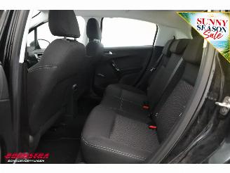 Peugeot 208 1.2 PureTech Blue Lease Cruise Airco Apple/Android PDC picture 15