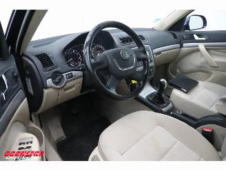 Skoda Octavia 1.2 TSI Elegance Fahrbereit Cruise Clima PDC 167.545 km! picture 18
