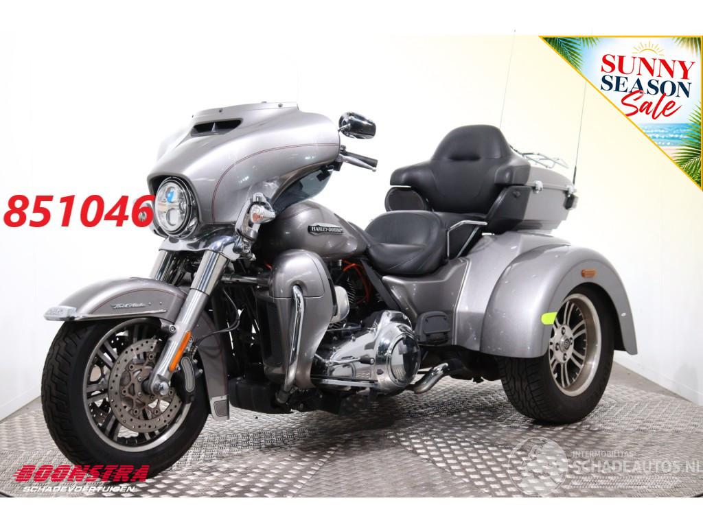 Harley-Davidson FLHTCUTG Tri Glide Ultra Classic 5HD! LED ABS Cruise Reverse 28.802 km!
