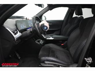BMW iX1 eDrive20 67 kWh M Sport Pano ACC Navi Clima SHZ Apple/Android Camera PDC AHK picture 18