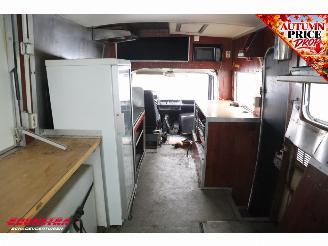 Mercedes 300-serie 307 D AHK Verkauf Markt Foodtruck APK 05-2027!! picture 11
