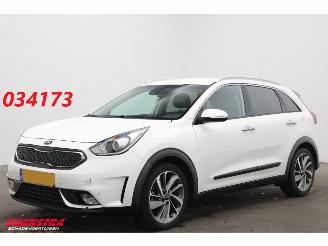 skadebil auto Kia Niro 1.6 GDi Hybrid ExecutiveLine Navi Leder SHZ SBL Apple/Android Camera PDC 2017/2