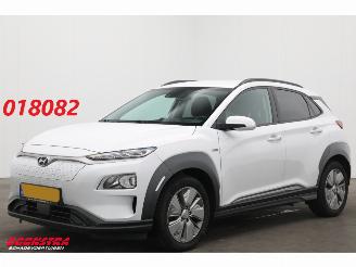 krockskadad bil auto Hyundai Kona EV Fashion 64 kWh HUD ACC Navi Clima Apple/Android Camera PDC 2020/12