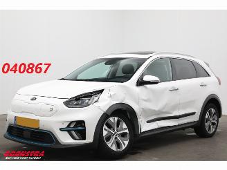 krockskadad bil auto Kia e-Niro ExecutiveLine 64 kWh JBL ACC Navi Clima Leder Memory SBL LrHZ Camera PDC 2020/11