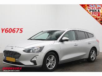Auto incidentate Ford Focus 1.0 EcoBoost Cruise Navi Airco Apple/Android Camera PDC AHK 2020/10