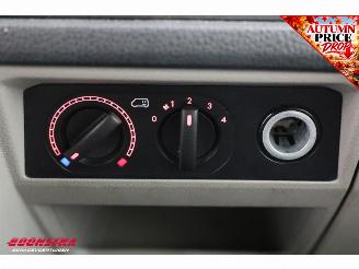 Volkswagen T6 Kombi 2.0 TDI 9-Pers. Airco picture 17