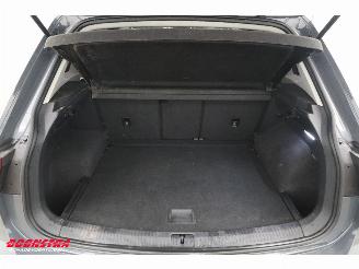 Volkswagen Tiguan 2.0 TDI DSG Life Business ACC Navi Clima Camera PDC picture 25