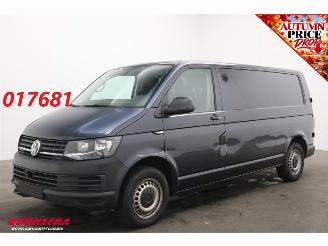 Vaurioauto  commercial vehicles Volkswagen Transporter 2.0 TDI 150 PK DSG L2-H1 Navi Airco Apple/Android PDC 2018/10