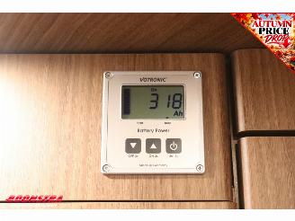 Carthago  Chic S-Plus i61 XL LE 3.0 M.Jet Aut. Level Luchtvering Dakairco Solar TV Garage Navi Clima Camera Cruise picture 36