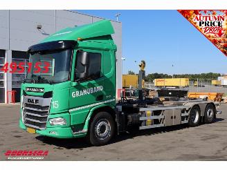 krockskadad bil vrachtwagen DAF XD 450 6X2 Haakarm + HMF 3220K-RCS Kran 124.200 km! 2024/4
