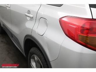 Suzuki Vitara 1.6 Exclusive Cruise Clima Bluetooth Camera PDC AHK picture 6