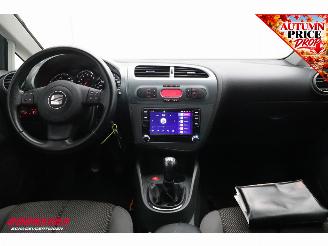 Seat Leon 1.6 Stylance Cruise Clima Bluetooth PDC Org.NL + NAP picture 6