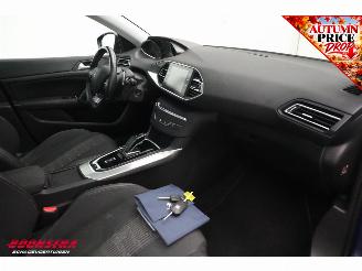 Peugeot 308 1.2 PT Aut. Premium Panorama Navi Clima Camera PDC AHK Cruise Apple/Android picture 14