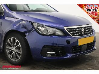 Peugeot 308 1.2 PT Aut. Premium Panorama Navi Clima Camera PDC AHK Cruise Apple/Android picture 8
