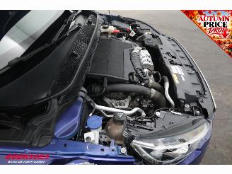 Peugeot 308 1.2 PT Aut. Premium Panorama Navi Clima Camera PDC AHK Cruise Apple/Android picture 10