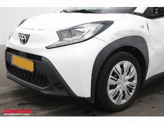 Toyota Aygo 1.0 VVT-i MT Play Cruise Airco Bluetooth Camera picture 5