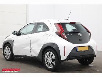 Toyota Aygo 1.0 VVT-i MT Play Cruise Airco Bluetooth Camera picture 4