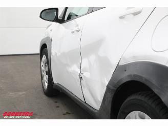 Toyota Aygo 1.0 VVT-i MT Play Cruise Airco Bluetooth Camera picture 8