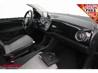 Volkswagen Up! 1.0 high up! Black Airco Navi LMV picture 9