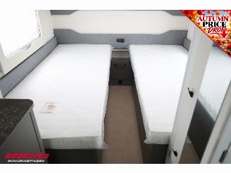 Burstner  Averso 535 TL B66 Single Beds LMV Middenkeuken picture 16