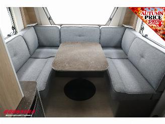 Burstner  Averso 535 TL B66 Single Beds LMV Middenkeuken picture 17