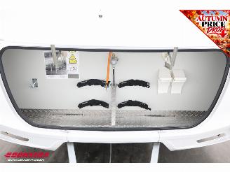 Burstner  Averso 535 TL B66 Single Beds LMV Middenkeuken picture 28