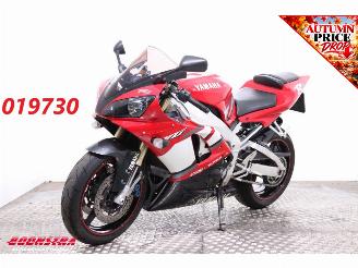 škoda motocykly Yamaha  YZF-R1 BY 2001 2001/8