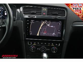 Volkswagen e-Golf E-DITION ACC Camera Dynaudio SHZ Virtual Leder picture 14