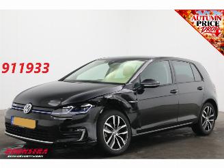 skadebil auto Volkswagen e-Golf E-DITION ACC Camera Dynaudio SHZ Virtual Leder 2020/6