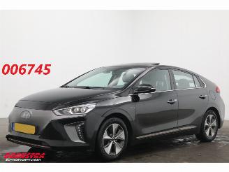 škoda osobní automobily Hyundai Ioniq Premium EV Camera Infinity Pano Memory Audio Clima LED Navi 2017/3
