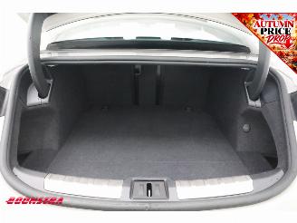 Porsche Taycan 93.4 kWh Perf.Bat.+ Chrono Pano ACC Bose 360° Memory Chalk picture 40