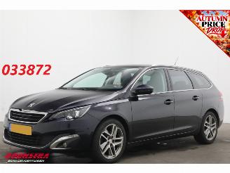 Unfallwagen Peugeot 308 SW 1.2 PureTech Allure Denon Cruise Navi Clima Camera PDC 2016/2