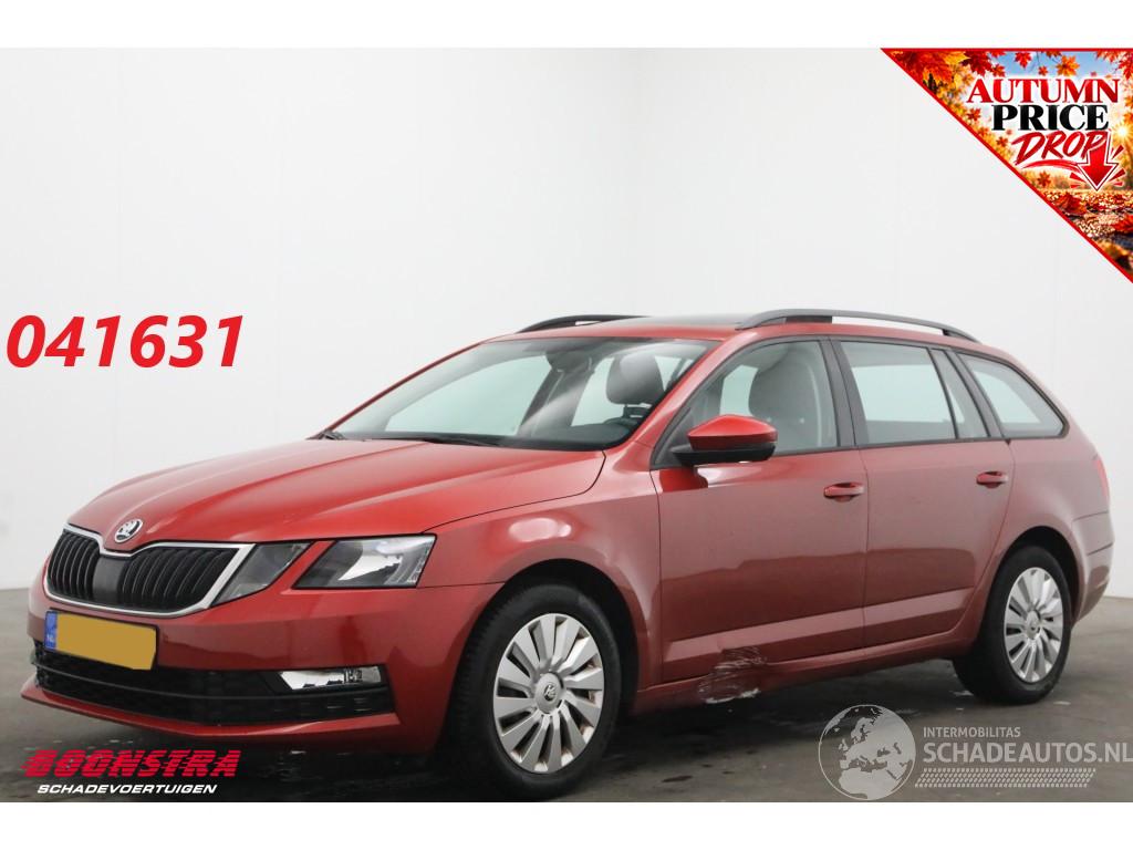 Skoda Octavia 1.6 TDI Greentech Ambition Pano PDC Cruise Airco