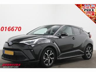 Unfallwagen Toyota C-HR 2.0 Hybrid First Edition ACC JBL Apple/Android SHZ Camera PDC 2020/3