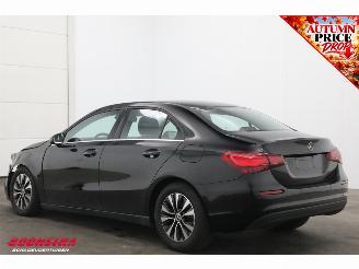 Mercedes A-klasse 180 Business Line ACC Camera SHZ Virtual Clima Navi LED LMV picture 4