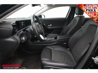 Mercedes A-klasse 180 Business Line ACC Camera SHZ Virtual Clima Navi LED LMV picture 18